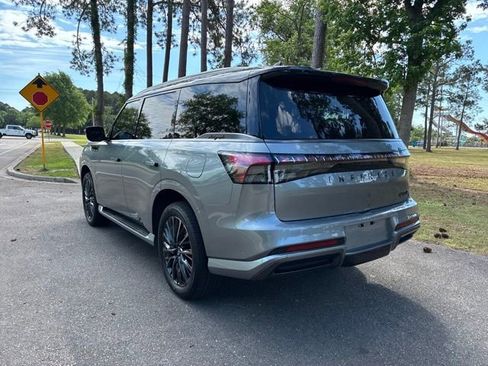 Used 2025 INFINITI QX80 Autograph AWD/4WD image 5