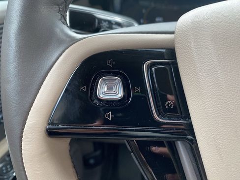 Used 2022 Lincoln Corsair Reserve w/ Elements Package image 24