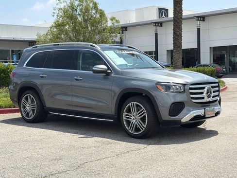 Certified 2026 Mercedes-Benz GLS 450 4MATIC image 5