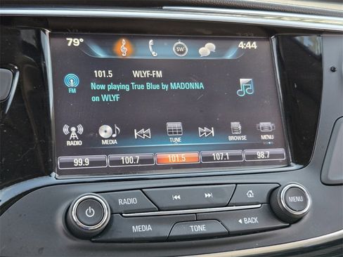 Used 2018 Buick Envision Preferred image 22