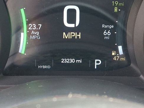 Used 2024 Jeep Wrangler Unlimited w/ Convenience Group AWD/4WD image 19