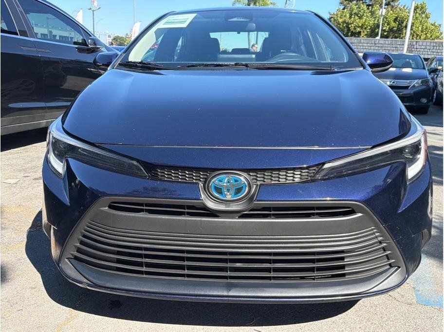 Used 2023 Toyota Corolla LE FWD image 25