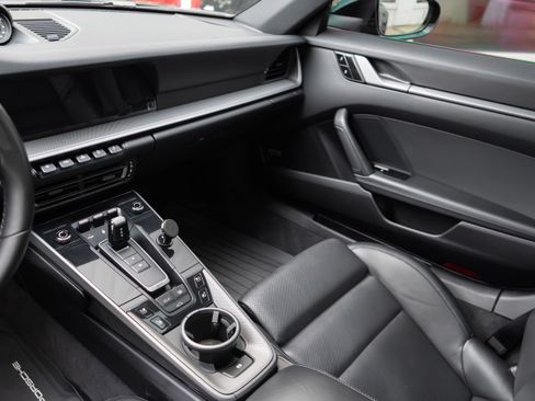 Used 2020 Porsche 911 Carrera 4S image 18