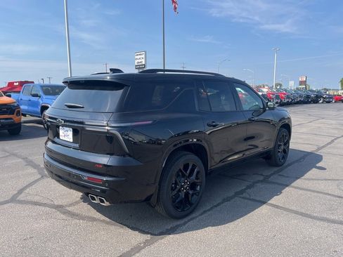 New 2026 Chevrolet Traverse RS w/ LPO, Floor Liner Package image 5