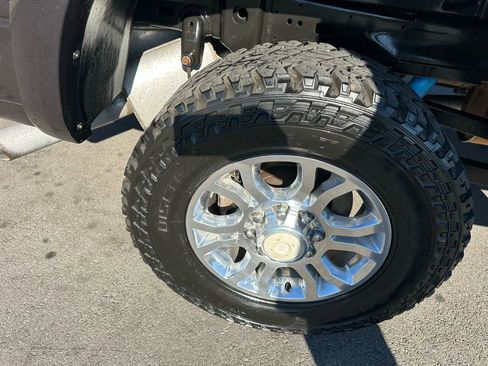 Used 2017 RAM 2500 Laramie AWD/4WD image 16