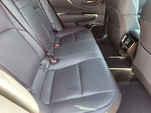 Certified 2024 Toyota Crown Platinum AWD/4WD image 31