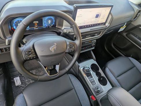 New 2025 Ford Bronco Sport Outer Banks image 3