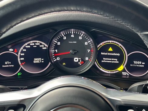 Used 2022 Porsche Cayenne S image 25