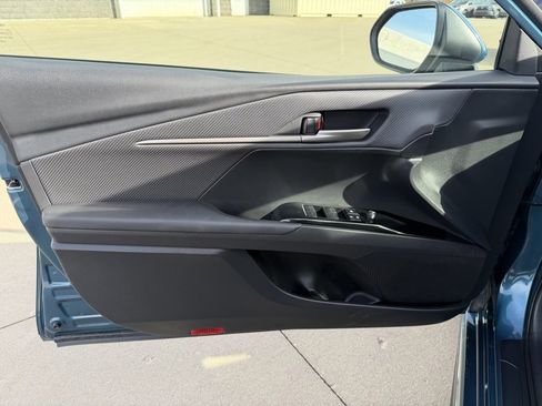 Certified 2025 Toyota Camry SE image 9