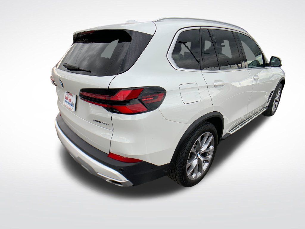 Used 2026 BMW X5 xDrive40i AWD/4WD image 6