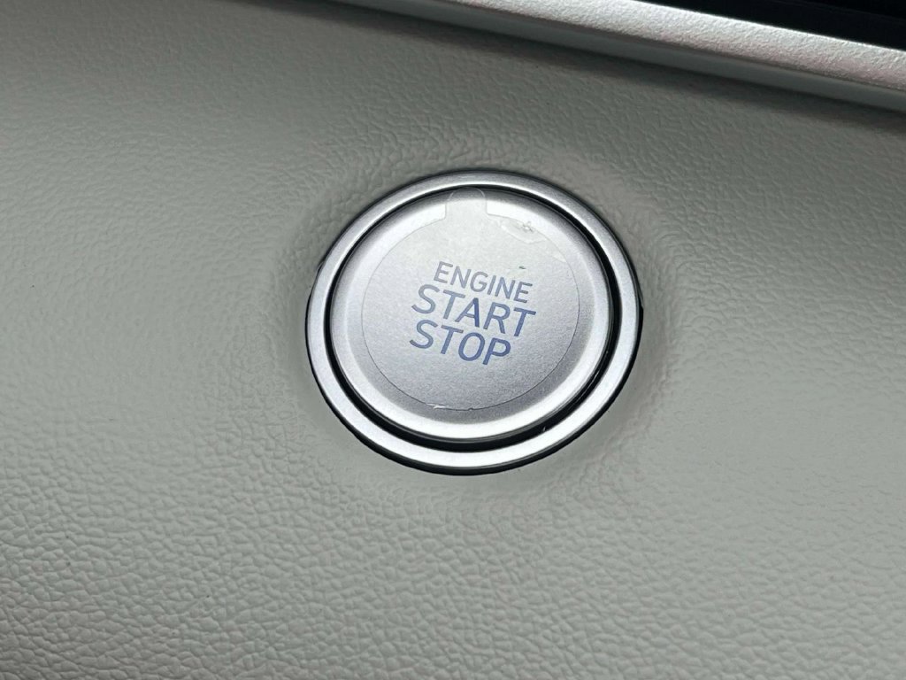 New 2026 Hyundai Elantra SEL Sport FWD image 25