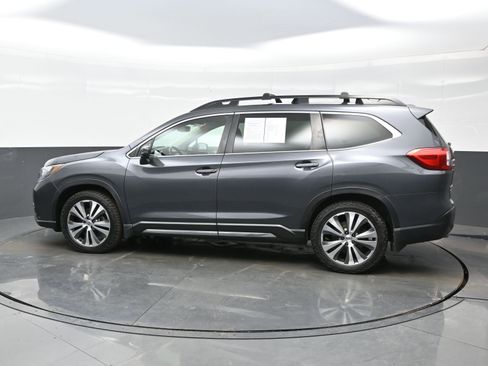 Used 2019 Subaru Ascent Limited w/ Popular Package #3 image 3