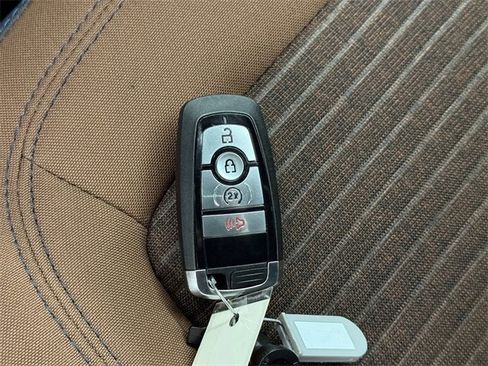 Used 2023 Ford Bronco Outer Banks image 30