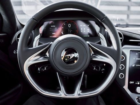 Used 2024 McLaren 750S image 68