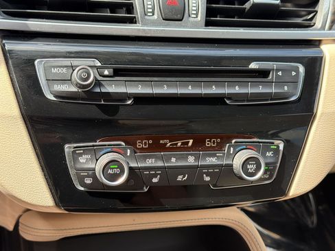 Used 2018 BMW X1 xDrive28i AWD/4WD image 19