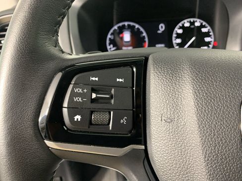 Used 2025 Honda Odyssey EX-L image 18
