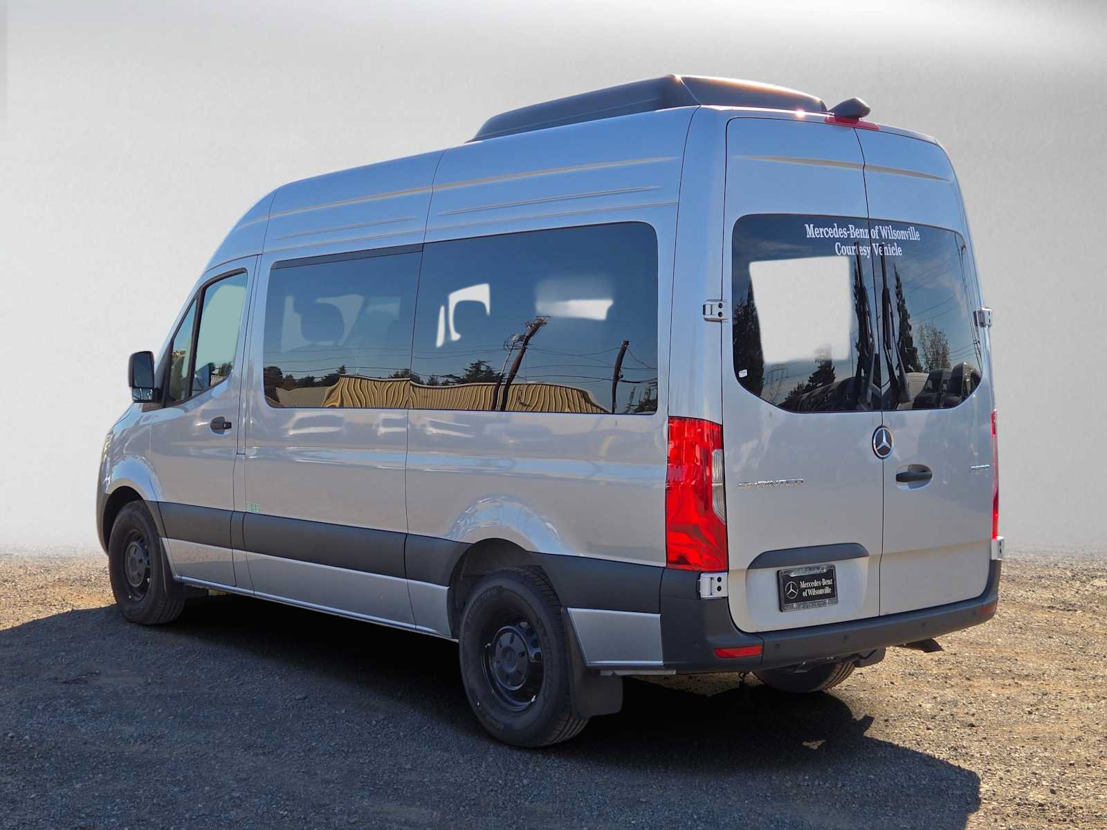 Used 2025 Mercedes-Benz Sprinter 2500 image 5