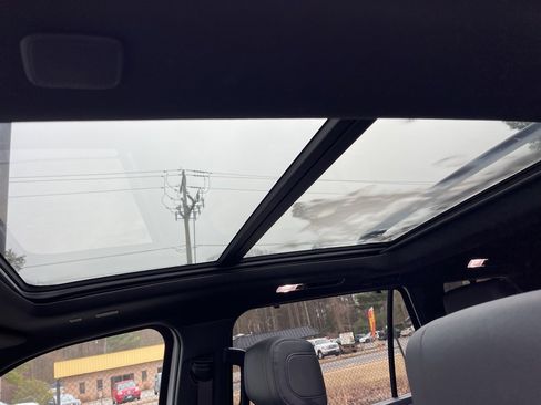 Used 2024 Toyota Sequoia Platinum image 27