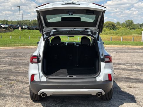 Used 2025 Ford Escape Platinum AWD/4WD image 33