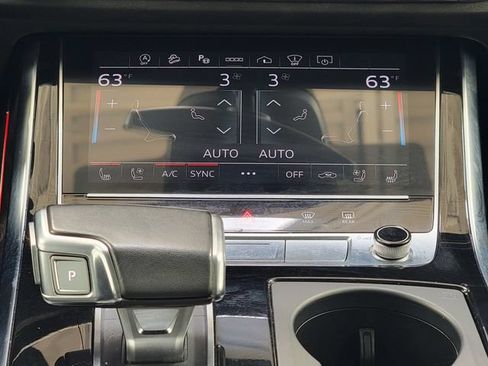 Used 2023 Audi Q7 3.0T Prestige AWD/4WD image 28