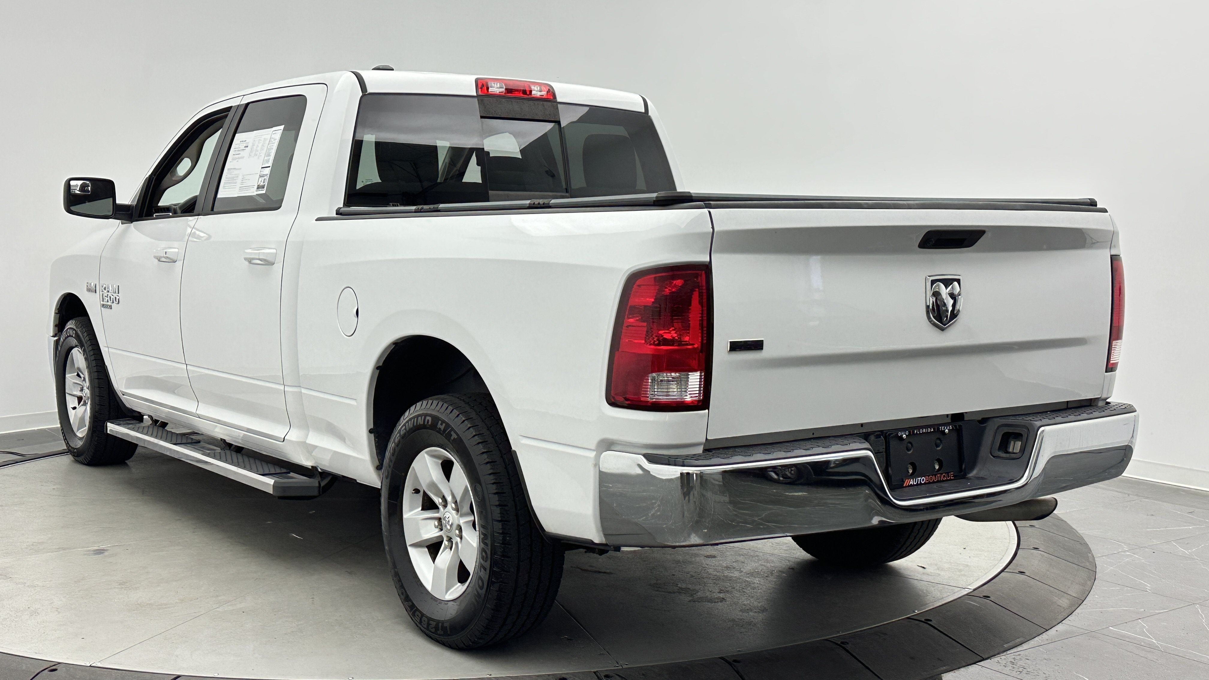 Used 2020 RAM 1500 Classic SLT RWD image 5