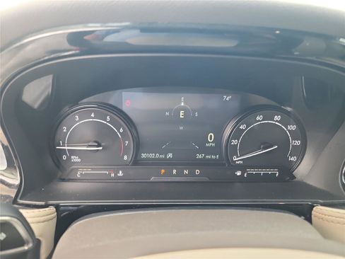 Used 2022 Lincoln Corsair FWD image 28