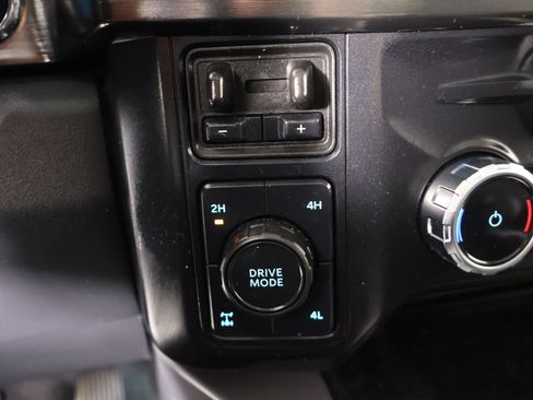 Used 2024 Ford F250 Lariat w/ Lariat Ultimate Package AWD/4WD image 9