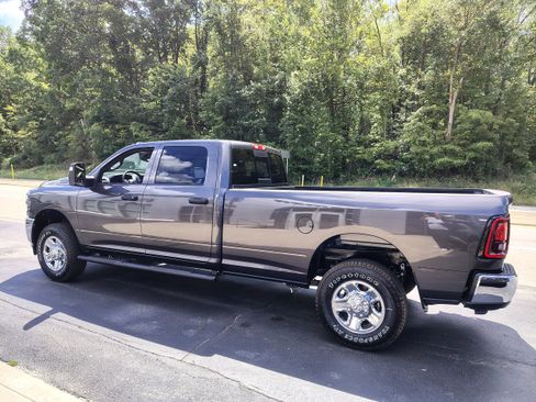 New 2026 RAM 2500 Tradesman image 8
