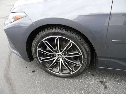 Used 2019 Toyota Avalon Touring w/ All Weather Liner Package FWD image 9