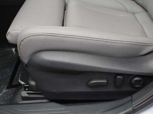 New 2025 Subaru Legacy Limited image 17