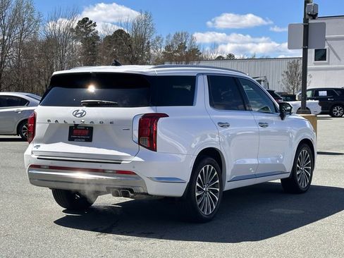 Used 2024 Hyundai Palisade Calligraphy image 7