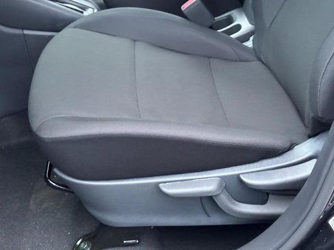 Certified 2025 Nissan Kicks Play S FWD image 17