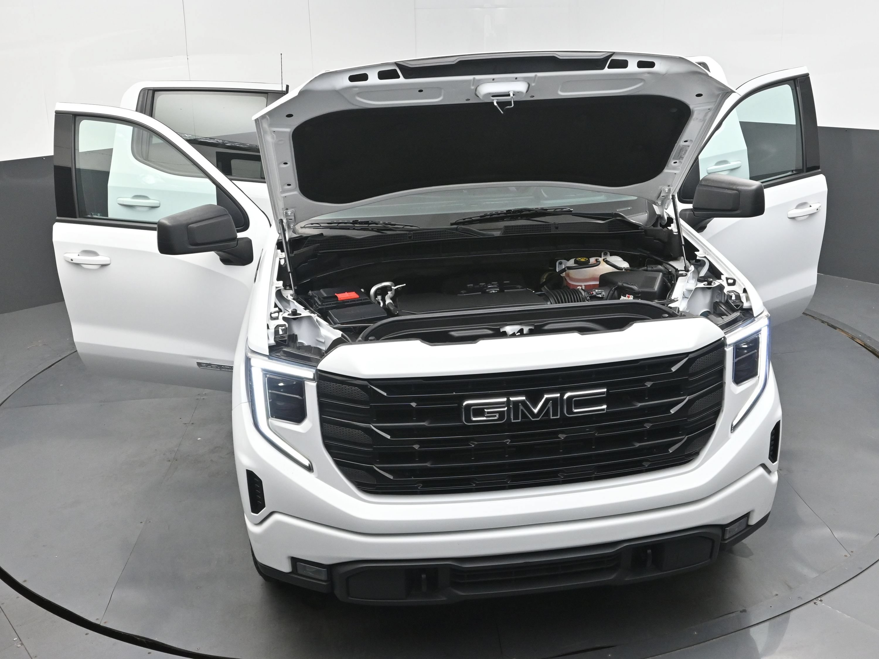 Used 2023 GMC Sierra 1500 Elevation AWD/4WD image 36