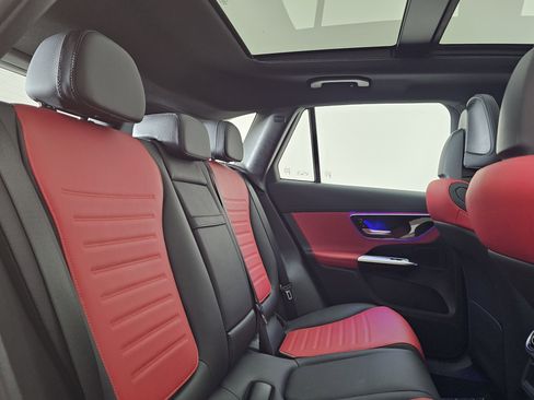 Used 2025 Mercedes-Benz GLC 43 AMG AMG GLC 43 image 24