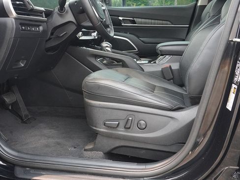 Used 2025 Kia Telluride EX FWD image 31