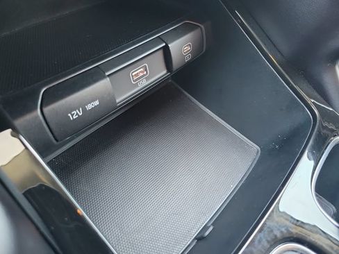 Certified 2025 Kia Telluride LX FWD image 28