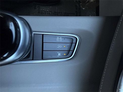 Certified 2024 Cadillac Escalade Premium Luxury Platinum w/ LPO, Floor Liner Package image 29