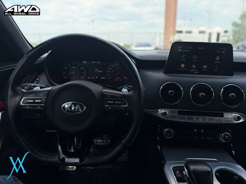 Used 2019 Kia Stinger GT2 AWD/4WD image 30