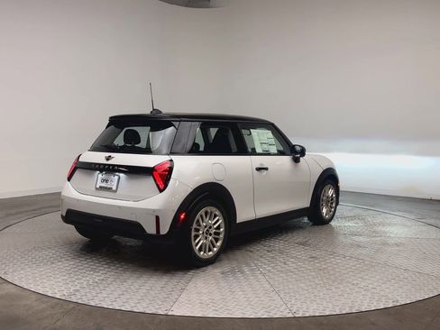 New 2026 MINI Cooper S image 8