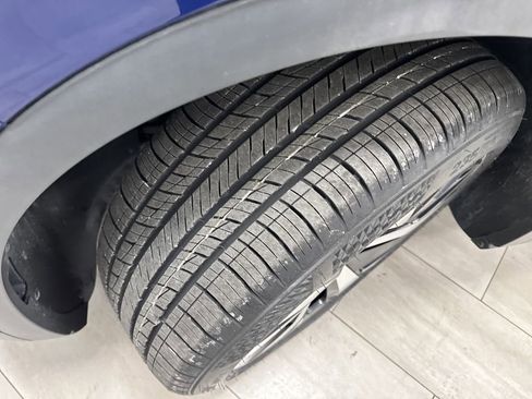 Used 2021 Volkswagen ID.4 Pro S w/ Gradient Package image 37