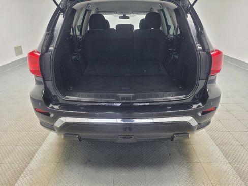Used 2019 Nissan Pathfinder S image 29