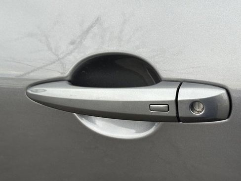 Certified 2023 Nissan Rogue SV image 12