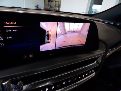 Used 2024 Cadillac Lyriq Sport w/ Nappa Leather Package image 17