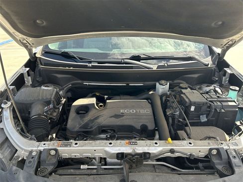 Used 2021 Chevrolet Equinox LT image 31