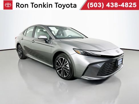 Certified 2025 Toyota Camry XLE AWD/4WD image 1