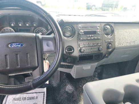 Used 2015 Ford F250 XL RWD image 12