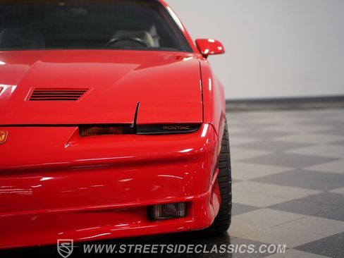 Used 1988 Pontiac Firebird Trans Am RWD image 21