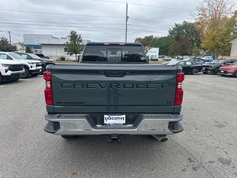 New 2026 Chevrolet Silverado 3500 LT AWD/4WD image 4