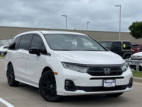 Certified 2025 Honda Odyssey Sport-L image 2