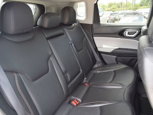 Used 2022 Jeep Compass Limited AWD/4WD image 21